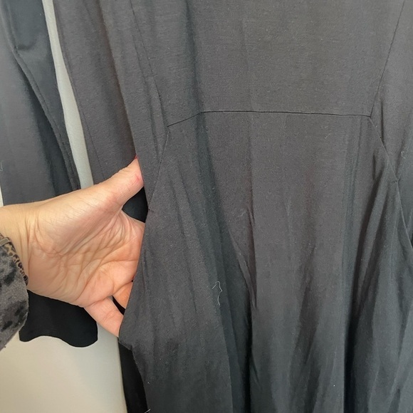 garnet Hill Black Knit Long Sleeve Relaxed Fit Midi Dress, XS - Picture 6 of 7